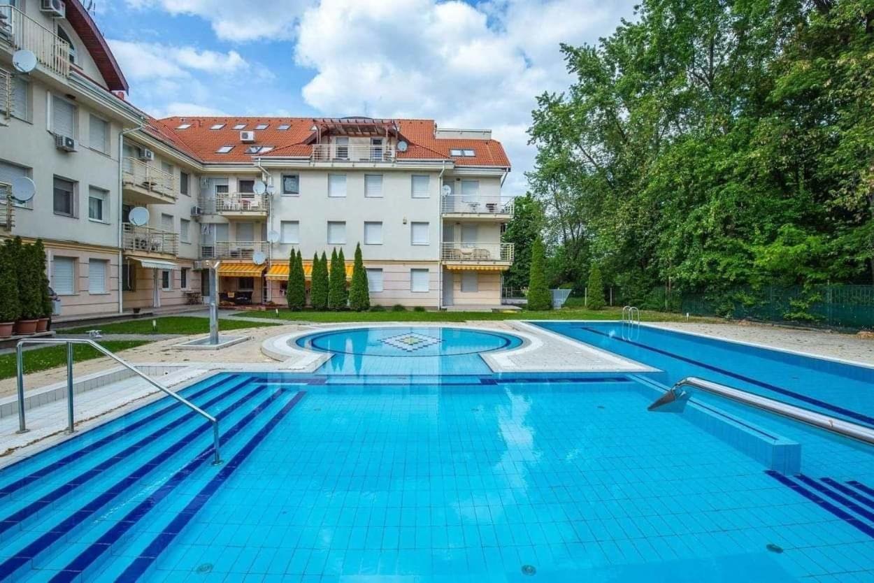Oazis Wellness Apartman2 Hajdúszoboszló Dış mekan fotoğraf