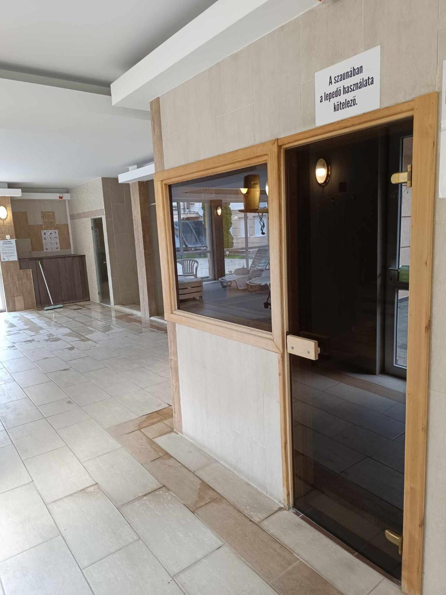 Oazis Wellness Apartman2 Hajdúszoboszló Dış mekan fotoğraf