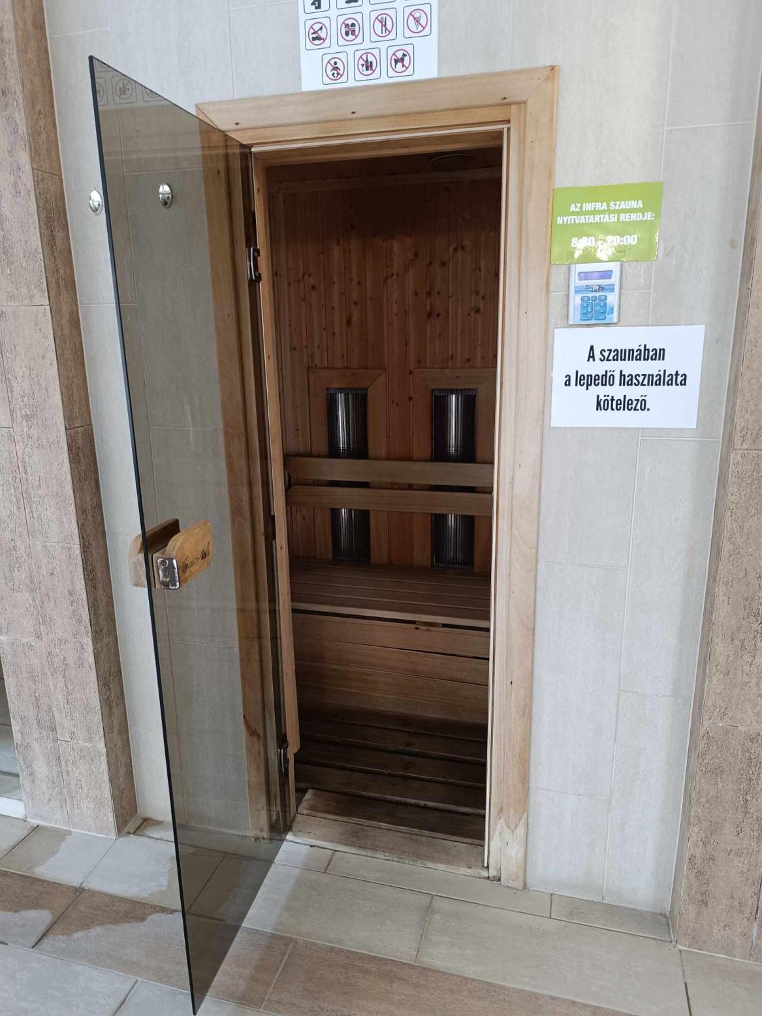 Oazis Wellness Apartman2 Hajdúszoboszló Dış mekan fotoğraf