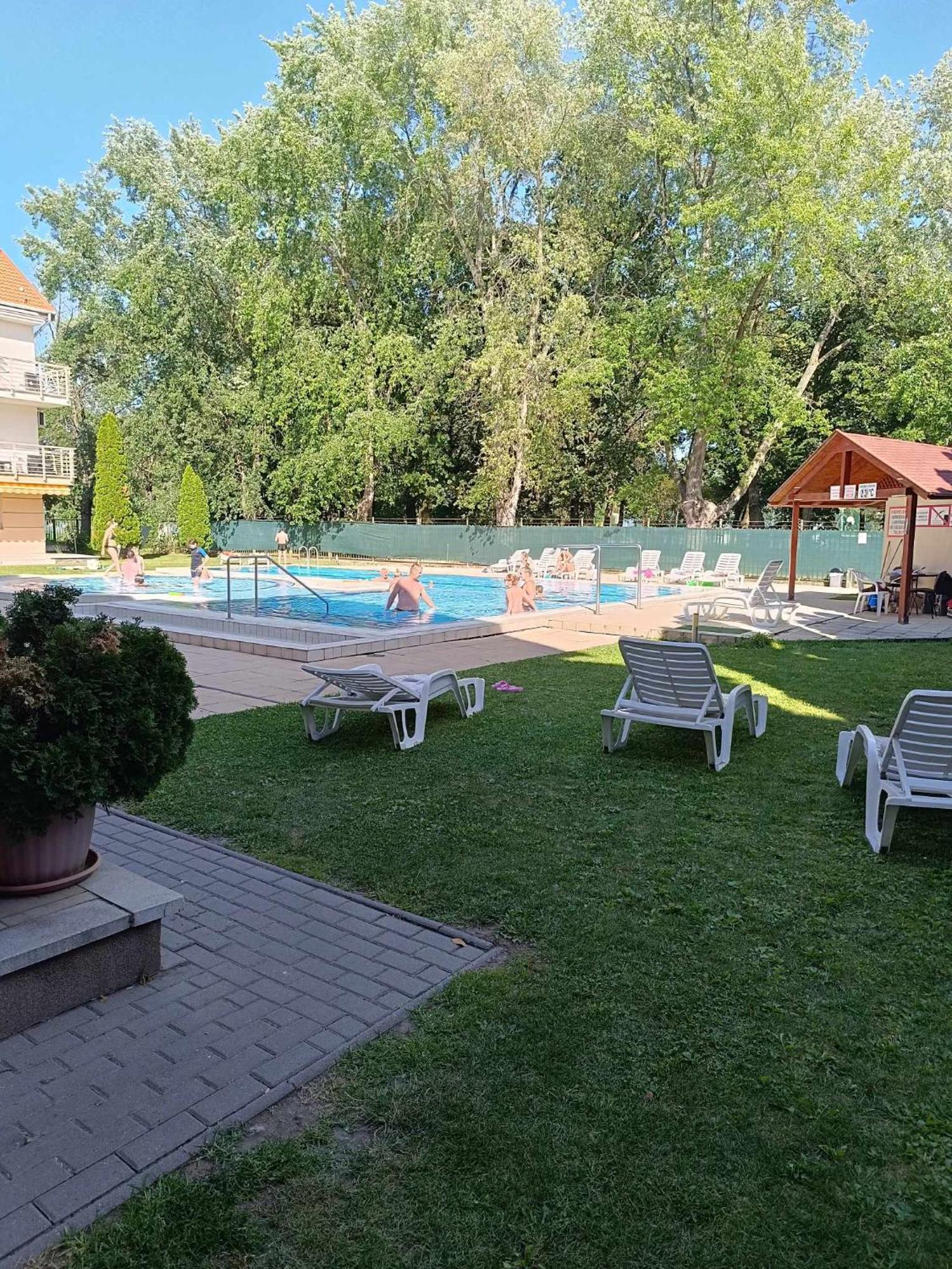 Oazis Wellness Apartman2 Hajdúszoboszló Dış mekan fotoğraf