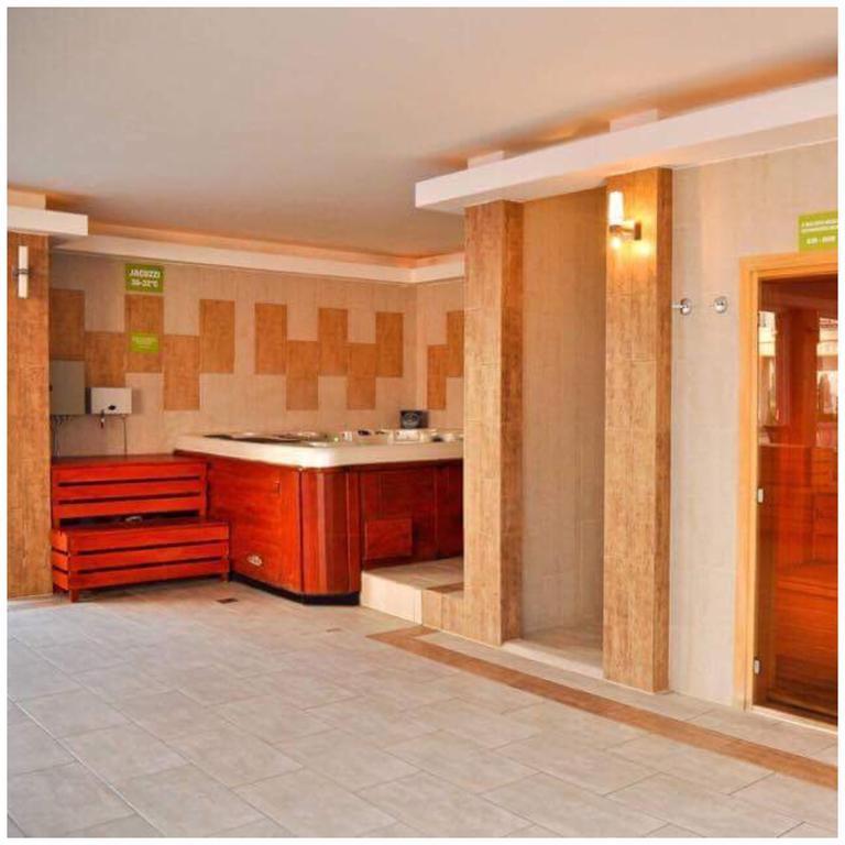 Oazis Wellness Apartman2 Hajdúszoboszló Dış mekan fotoğraf